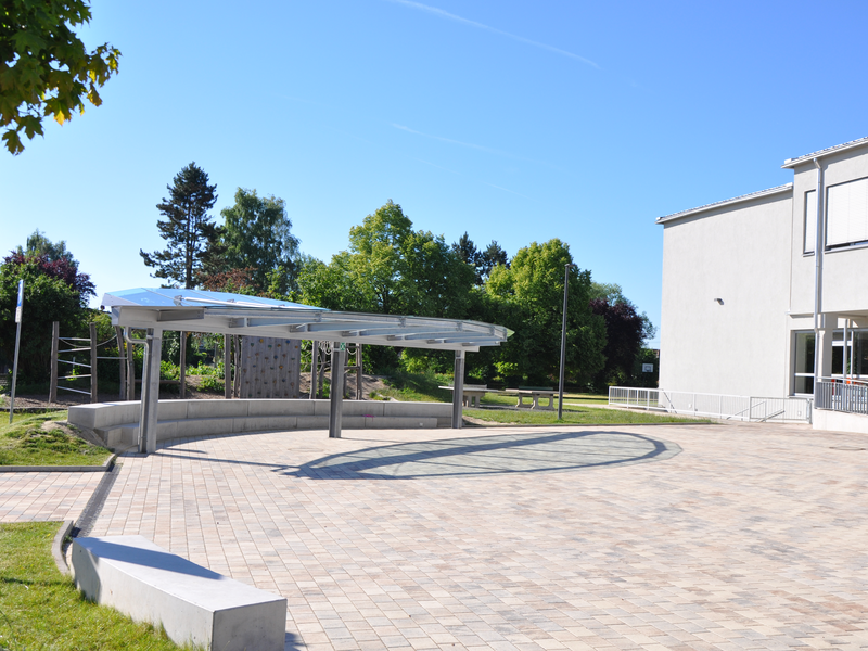 Schulhof