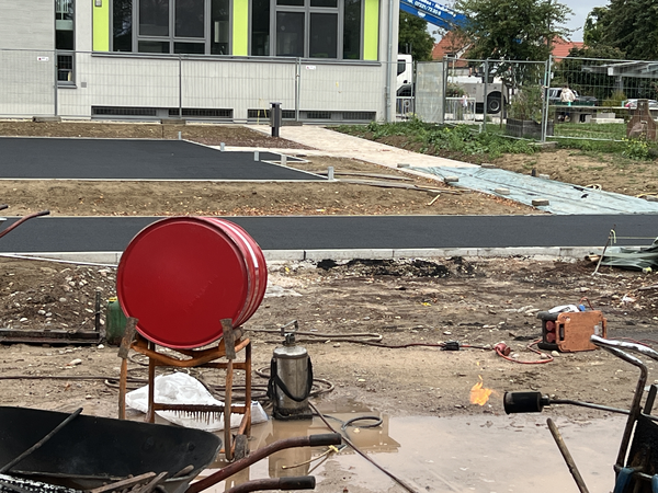 Baustelle Schulaußenanlage Rheinwaldschule